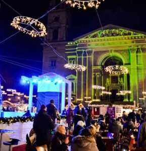 2025/10/images/tour_2020/http-cdncnncomcnnnextdamassets181205141923-budapest-winter-activities-st-stephens-christmas-market-3-large.jpg